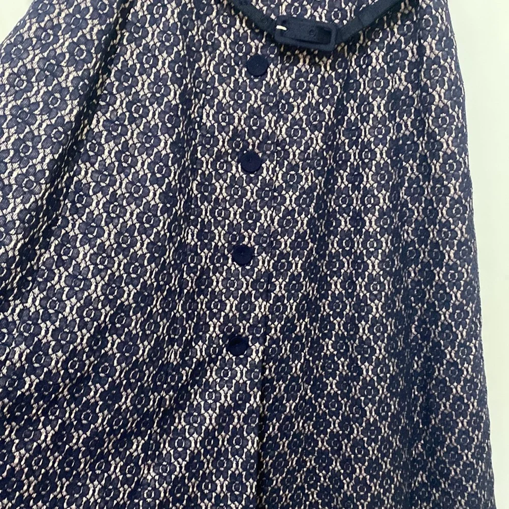 Review Size 8 dress - Picture 6 of 11